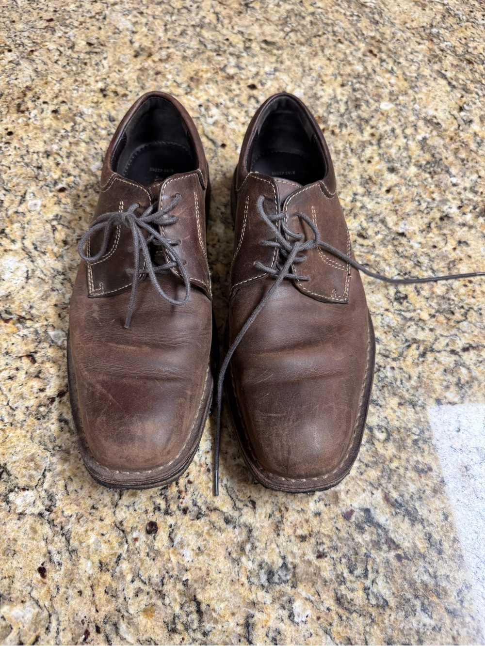 Johnston & Murphy Dark Brown Leather Lace-Up Oxfords